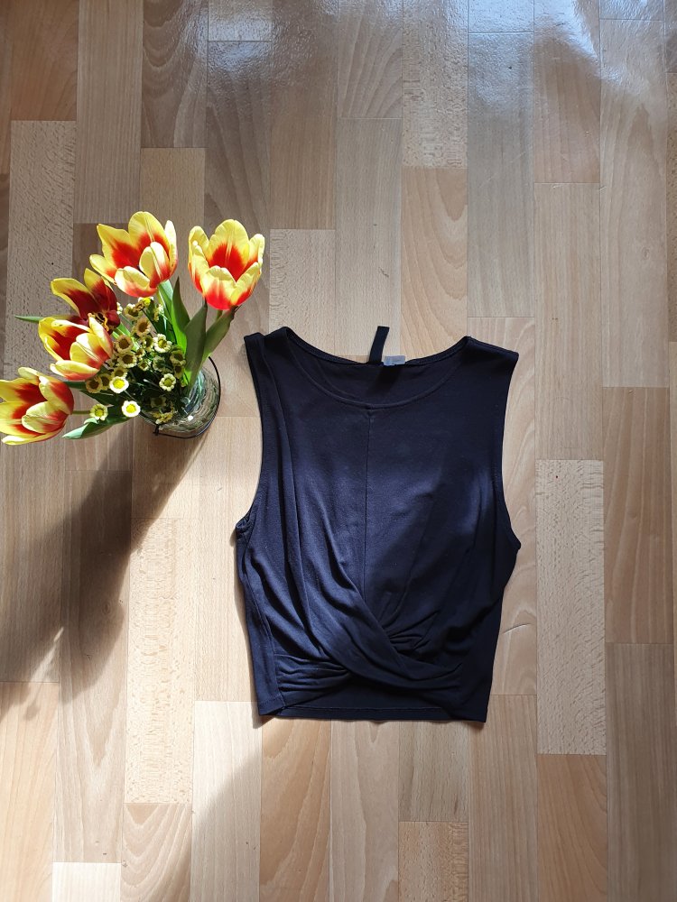 Crop Top mit Wickeldetail 