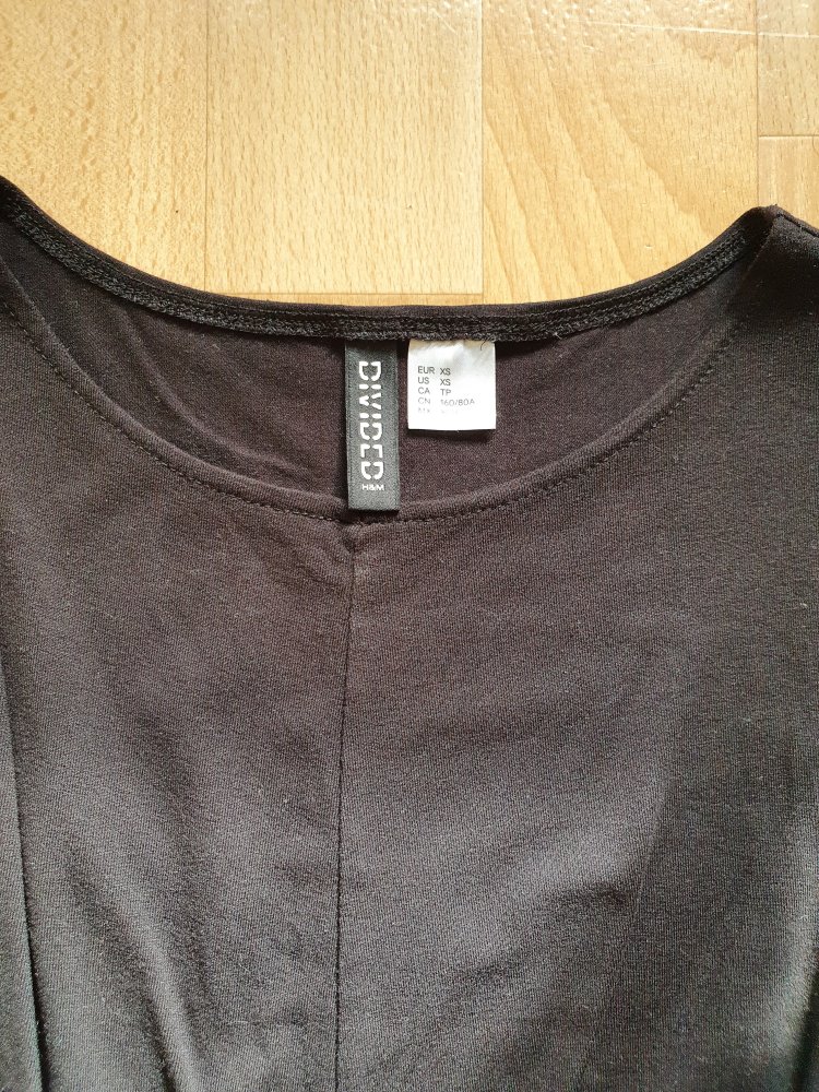 Crop Top mit Wickeldetail 