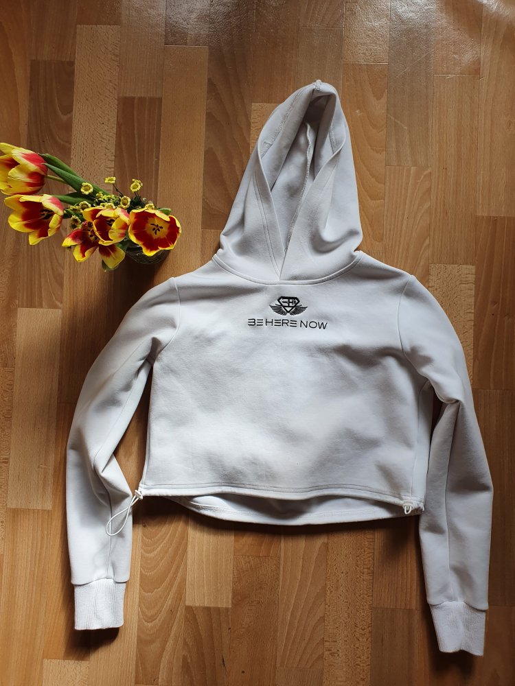 Body Engineers Crop Hoodie