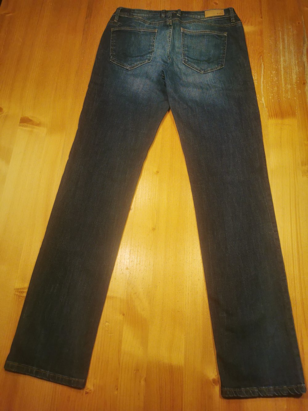 NEU EDC Jeans Gr. 27/32 straight fit