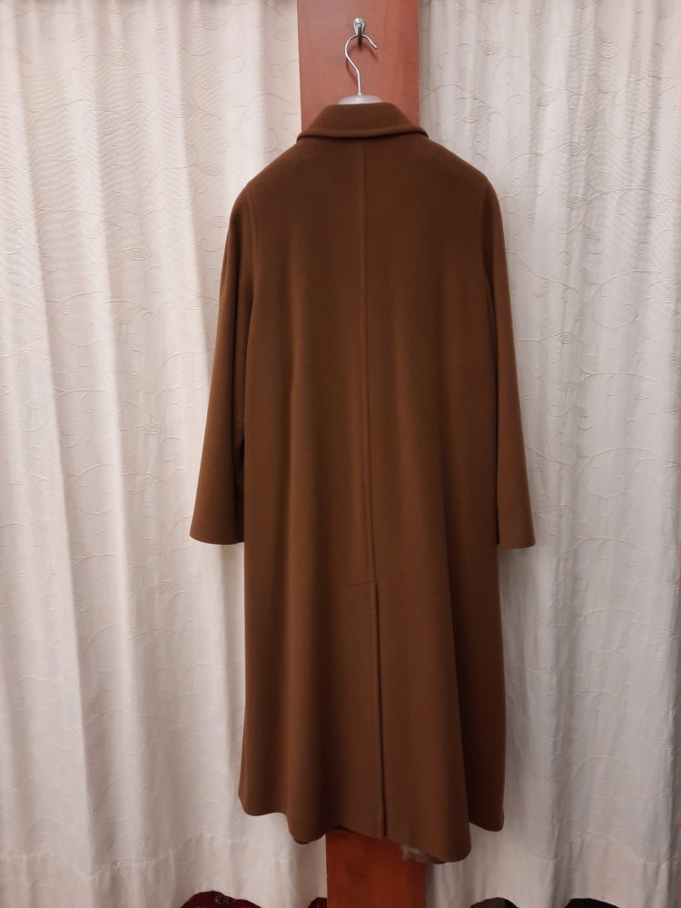 Neuer Mantel von Elisa Fend