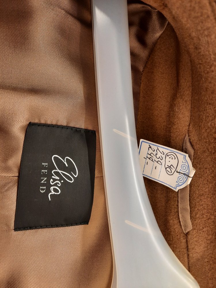 Neuer Mantel von Elisa Fend