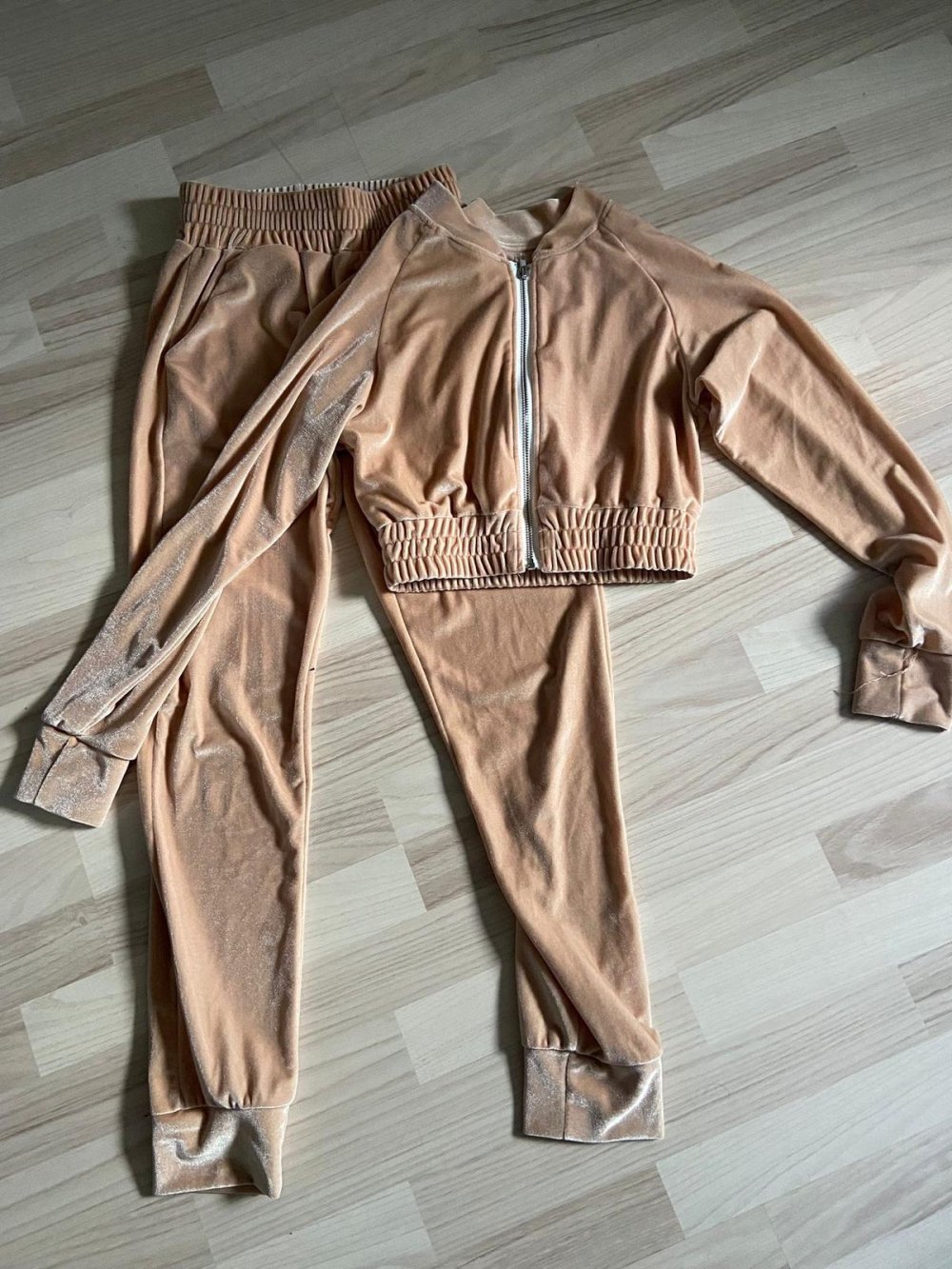 Basic Jogginganzug beige Gr. S