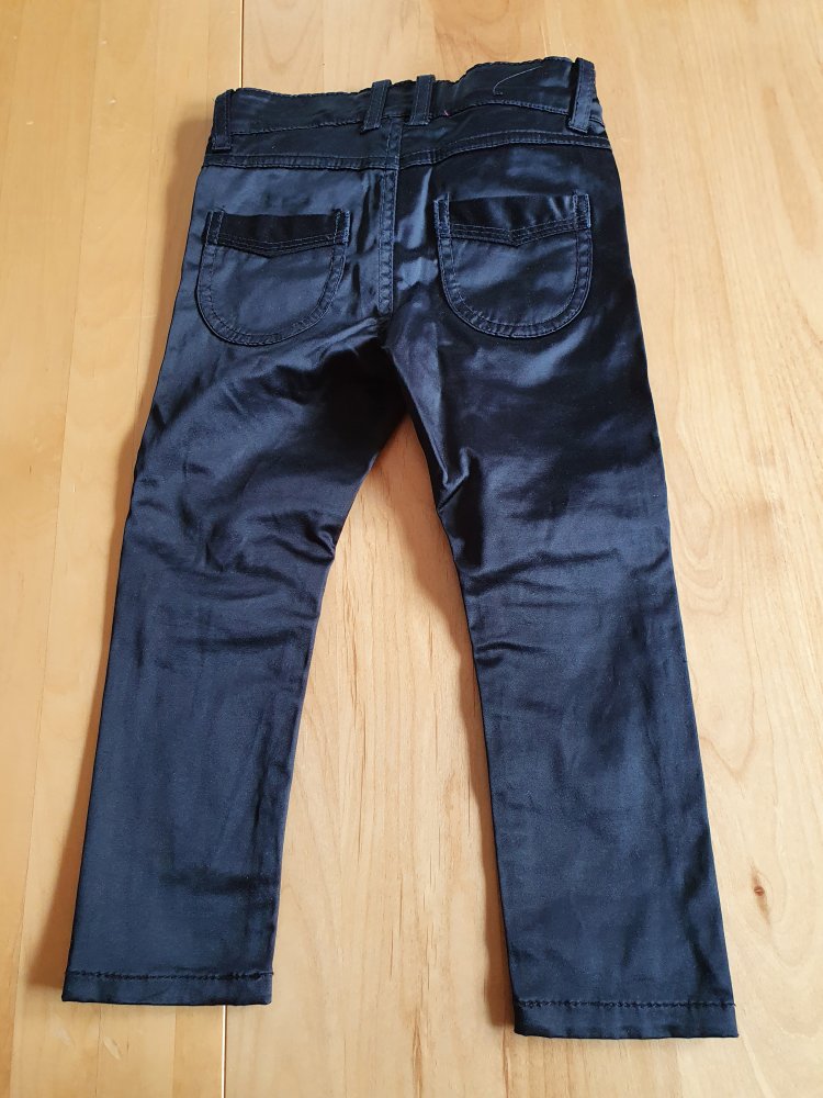 H&M Mädchen Hose Gr 98 - schwarz glänzend- auch zu festlichen Anlässen