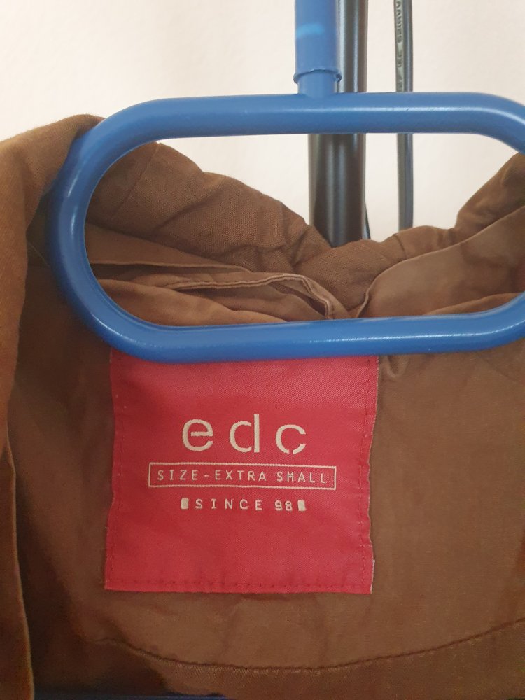 EDC Esprit Damen Jacke / Übergangsjacke XS ( S ) - Kapuze abnehmbar - used look XS ( S )