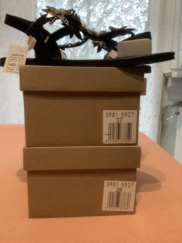 CITY WALK Riemchen-Sandale mit Blumen-Applikationen Gr. 38