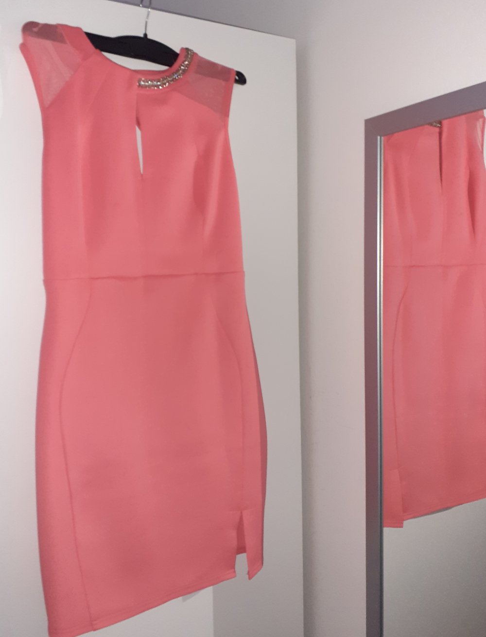 Pinkes Kleid