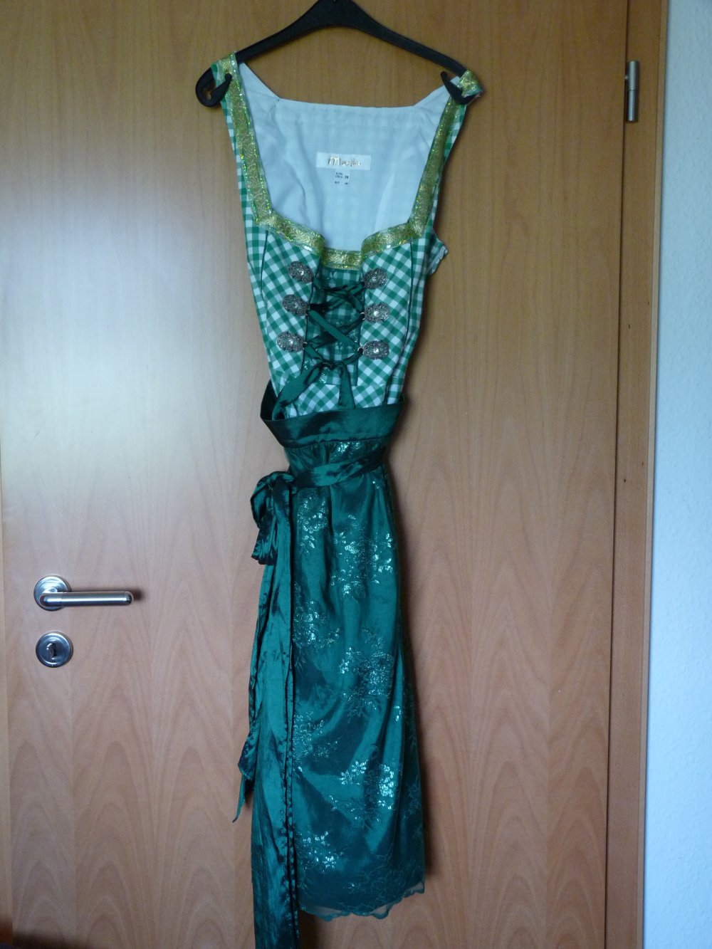 Dirndl grün knielang