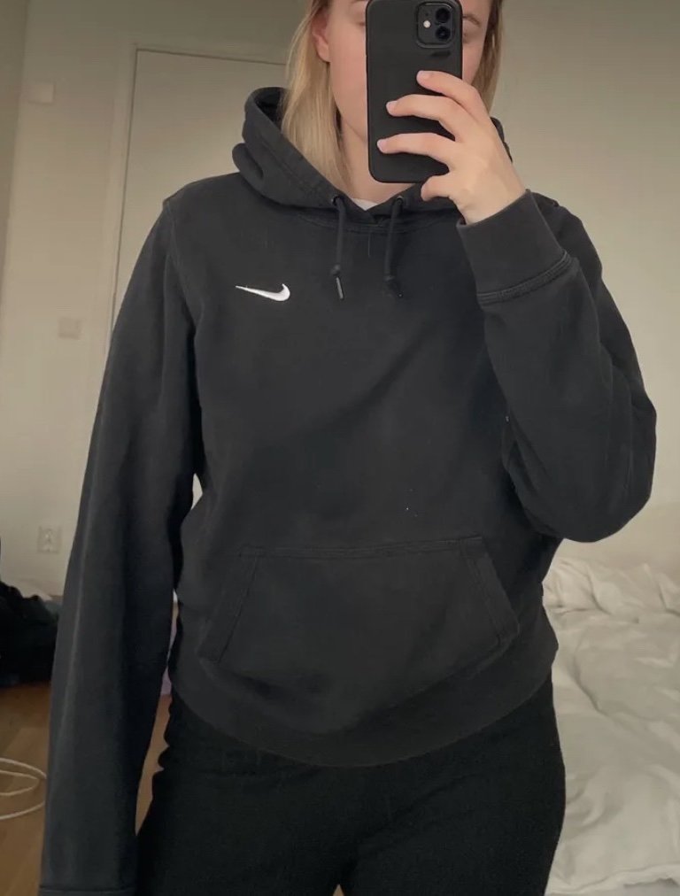 nike hoodie