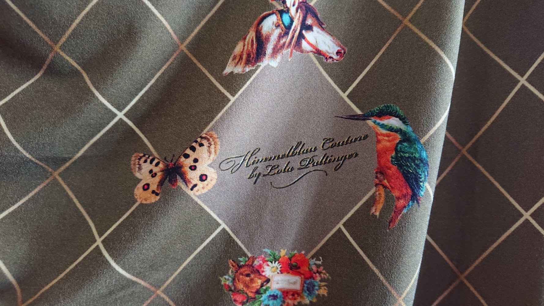 Ungetragenes Wickelkleid, Himmelblau Collection by Lola Paltinger