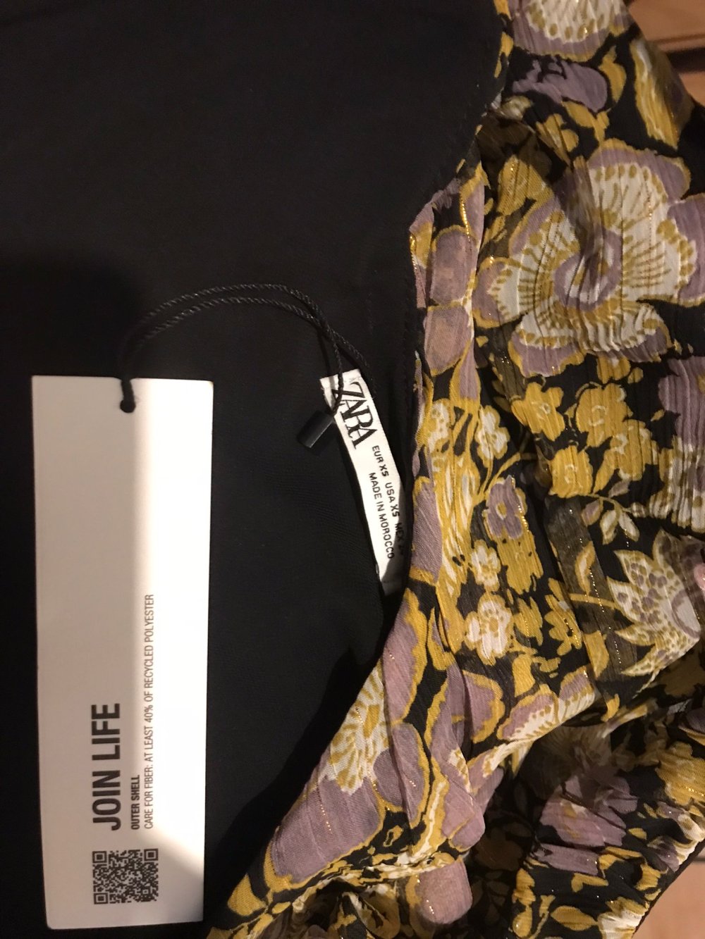 Kurzes Zara Kleid mit einem Träger