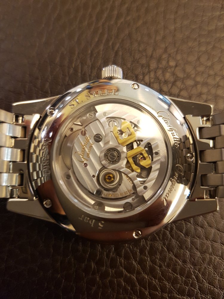 Glashütte Original Senator Zeigerdatum