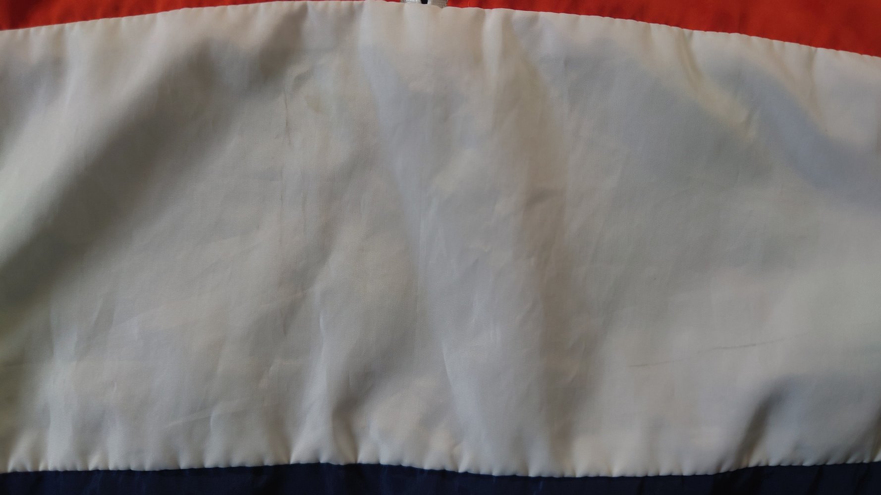 dünner Windbreaker Gr. S