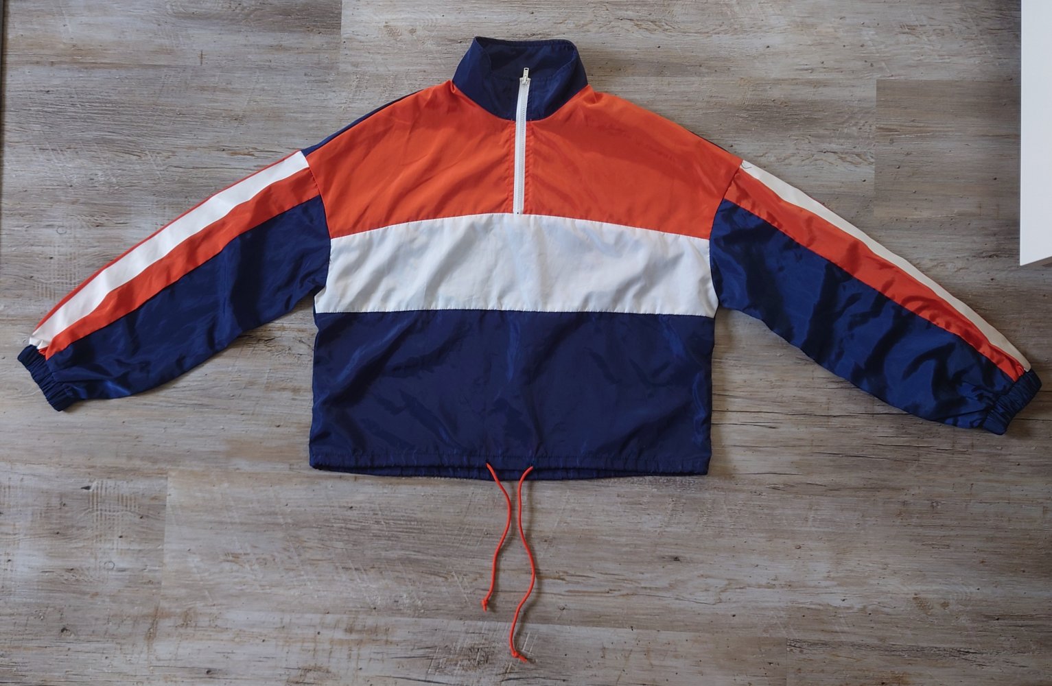 dünner Windbreaker Gr. S