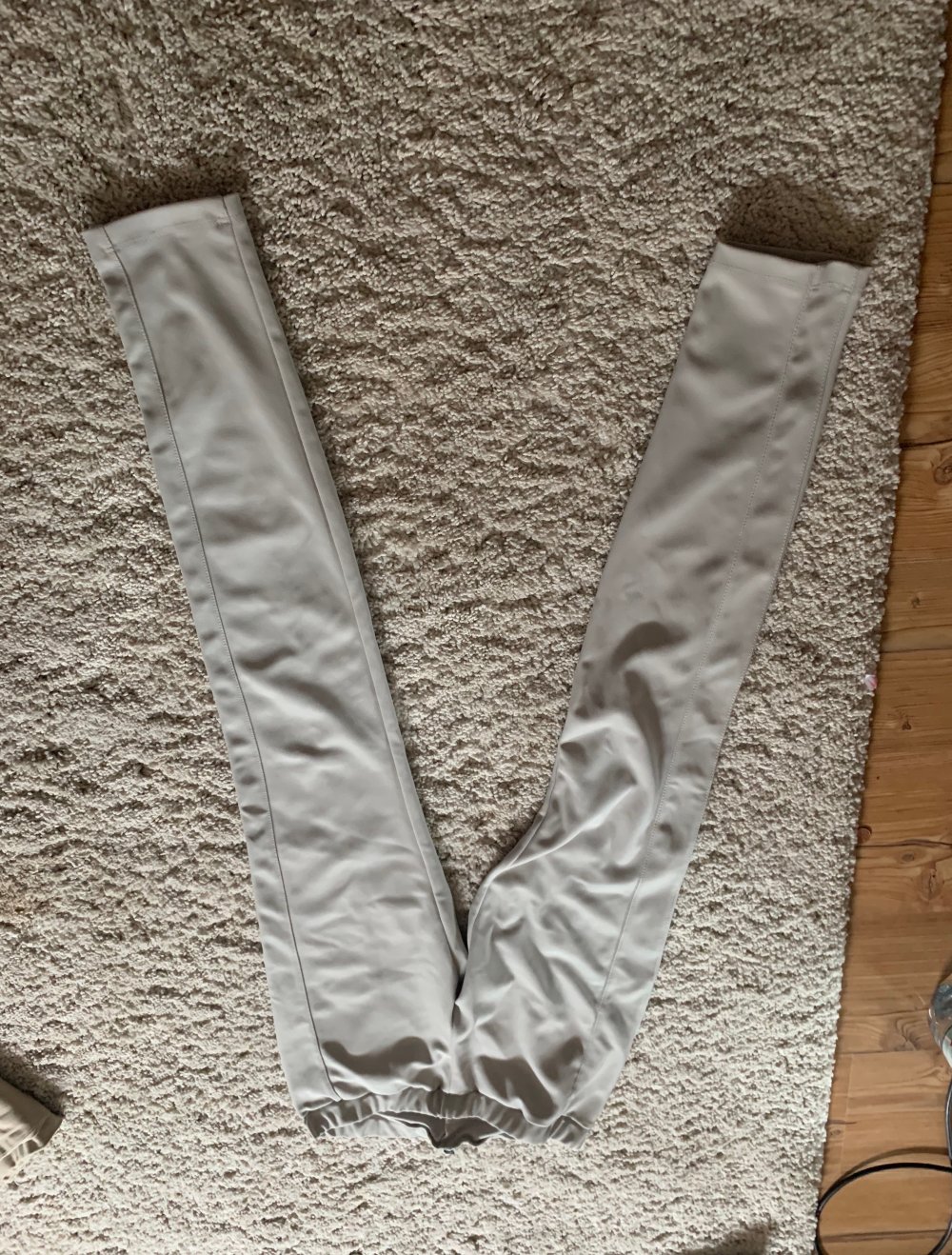 benetton hose edel weiss