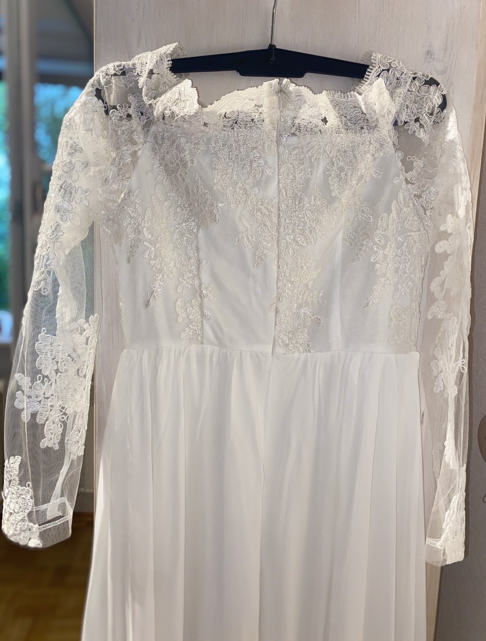 Weißes Langes Kleid