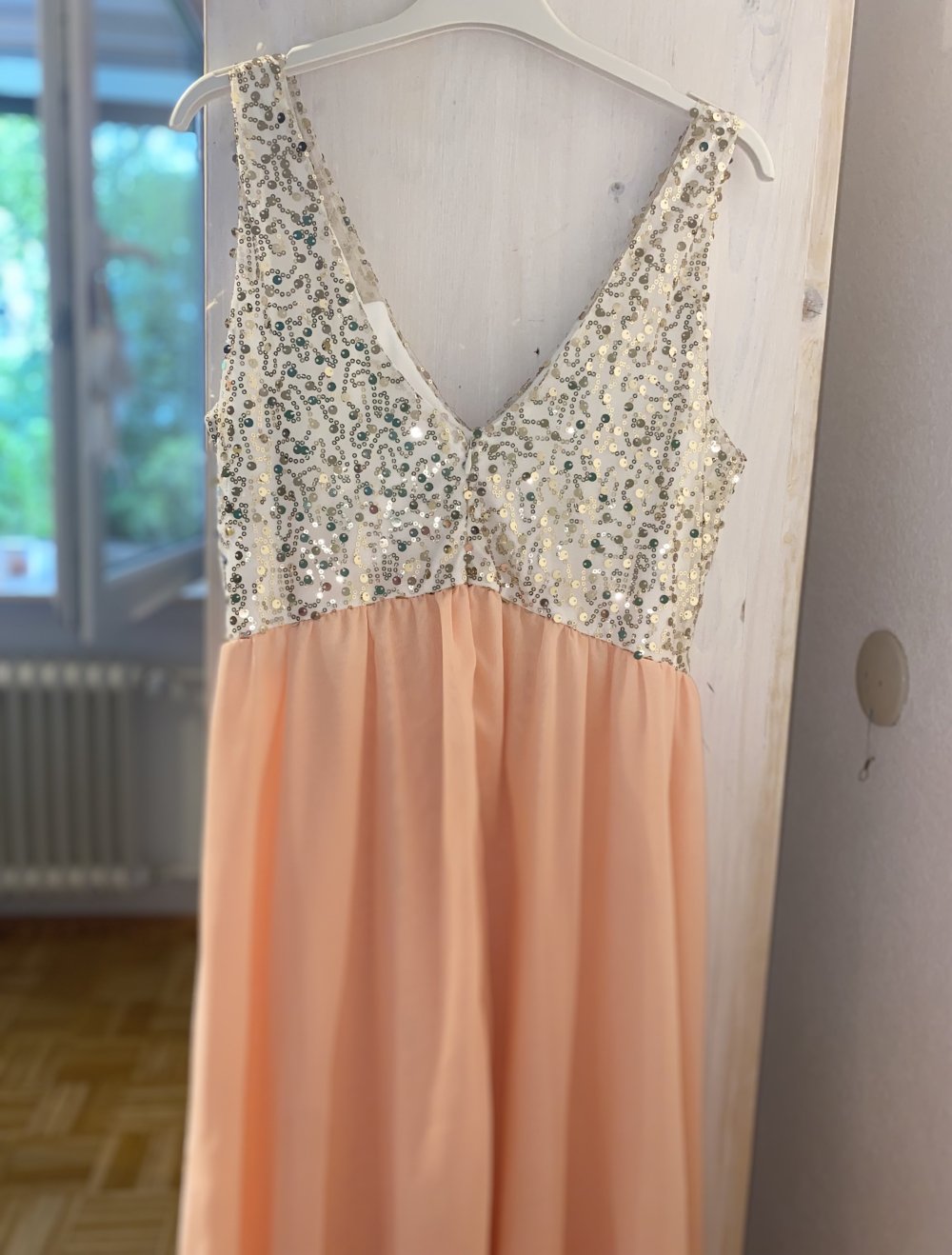 Pailletten Kleid in Apricot