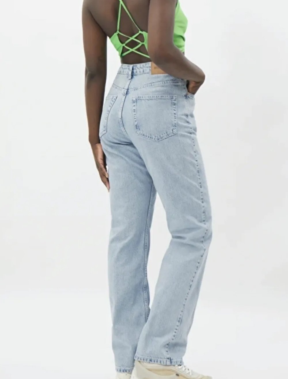 WEEKDAY Rowe Extra High Waist Straight Fit  26/32 Jeans