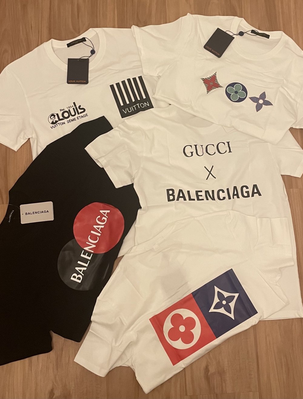 Verschiedene Designer T-Shirts Damen Balenciaga Gucci