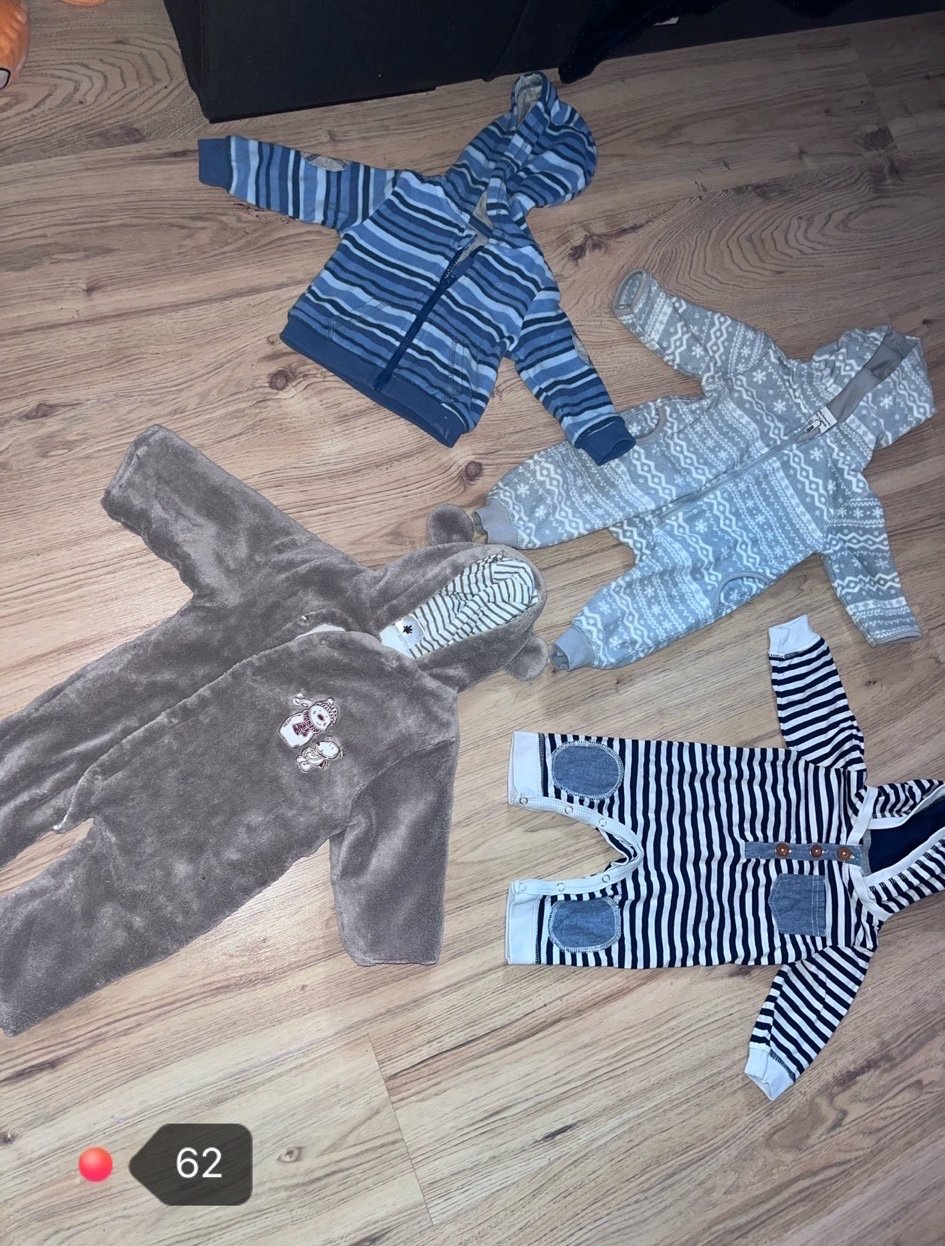 Babyklamotten für Jungs Größe 62