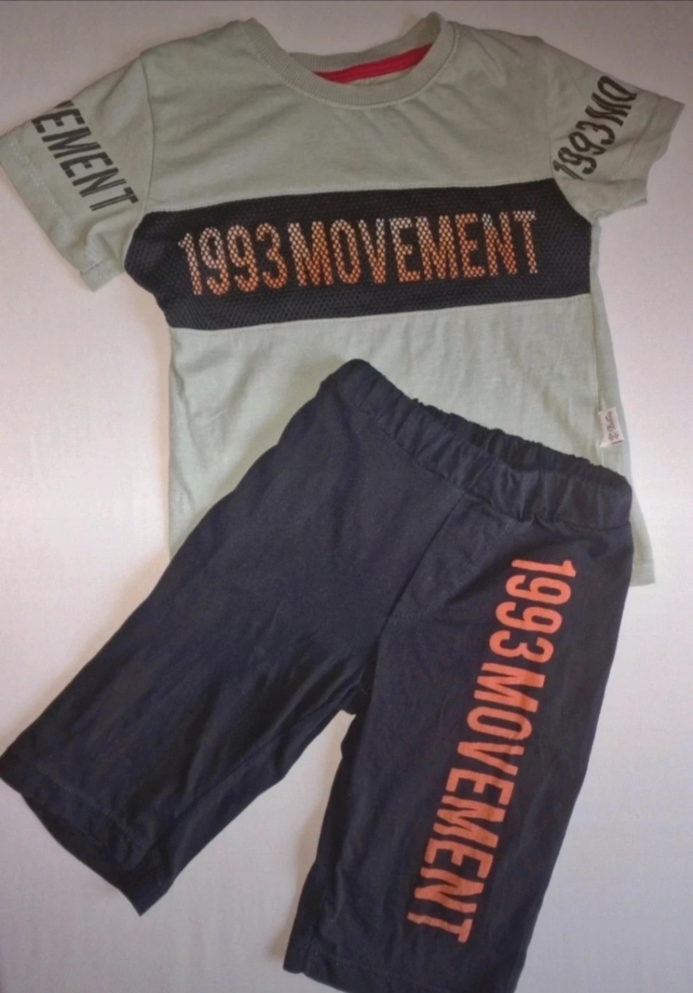 T-Shirt + Hose Gr.110, Set für Jungen, 2 teiliges Set