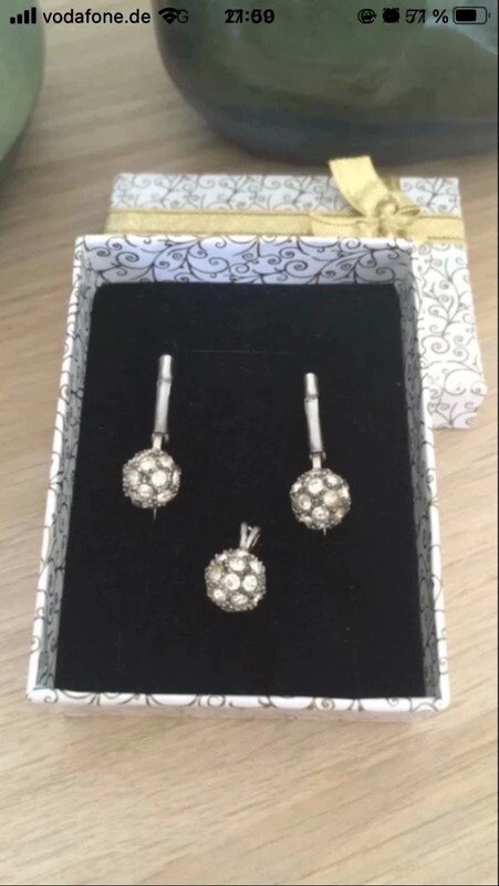 Ohrring und Anhänger schmuck set