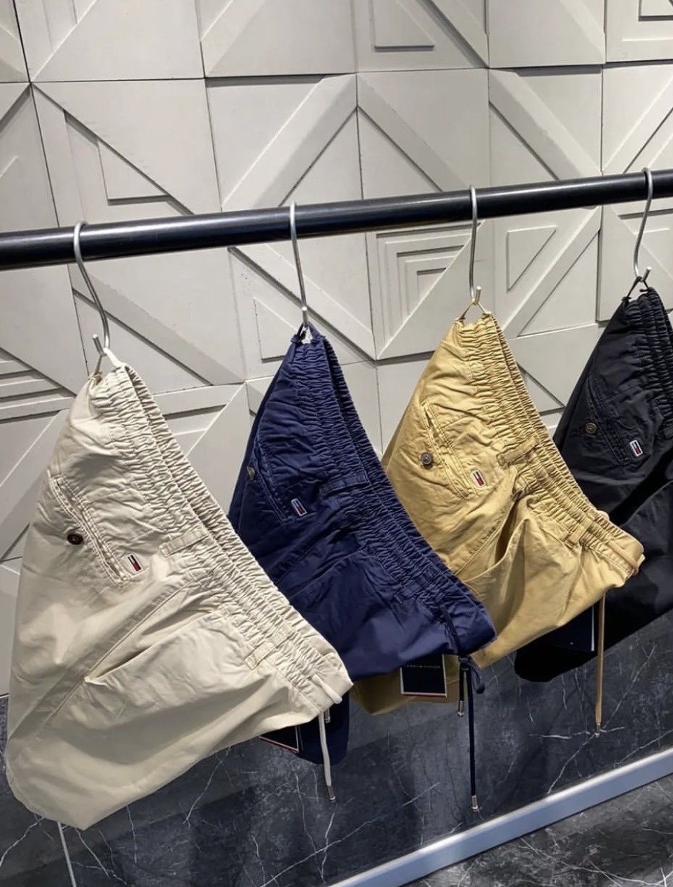 Lacoste Kurze Hosen Neu!