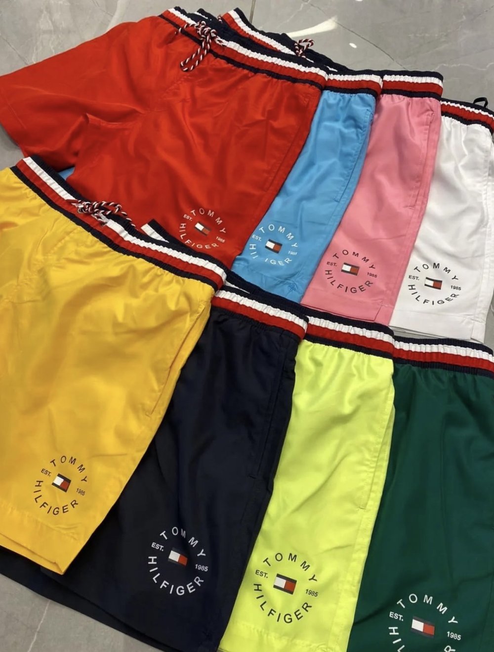 Tommy Hilfiger BadeHosen!