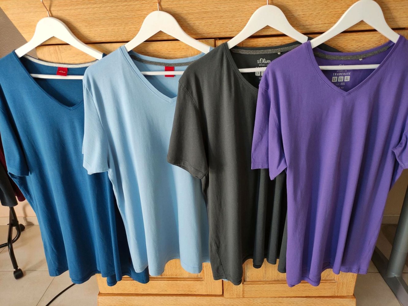 Neuwertige s.oliver Herren T-Shirts, xxl und/oder xxxl - slim fit - Preis pro Stück!