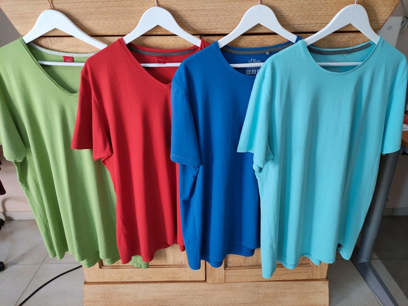 Neuwertige s.oliver Herren T-Shirts, xxl und/oder xxxl - slim fit - Preis pro Stück!