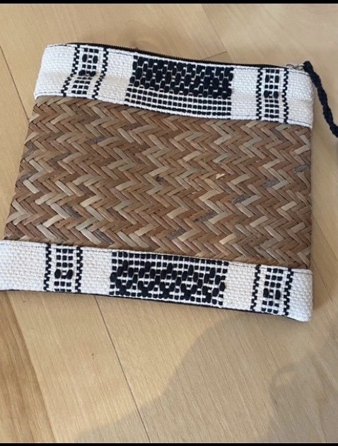 Prettylittlething Tasche Clutch