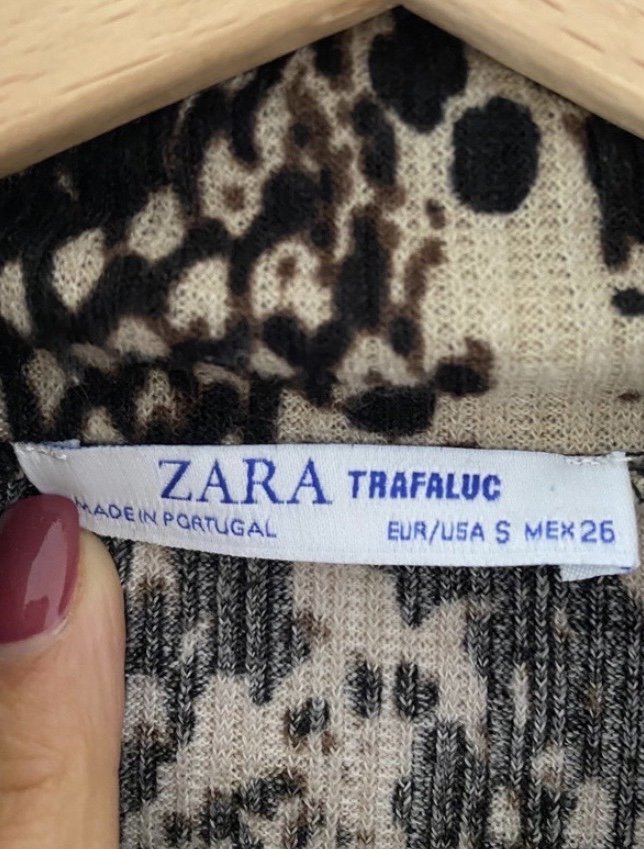 Zara Maxikleid mit Schlangenprint