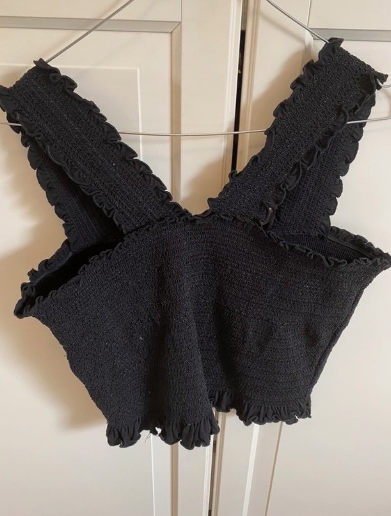 H&M Sommertop NEU schwarz Rüschen Raffung Crop