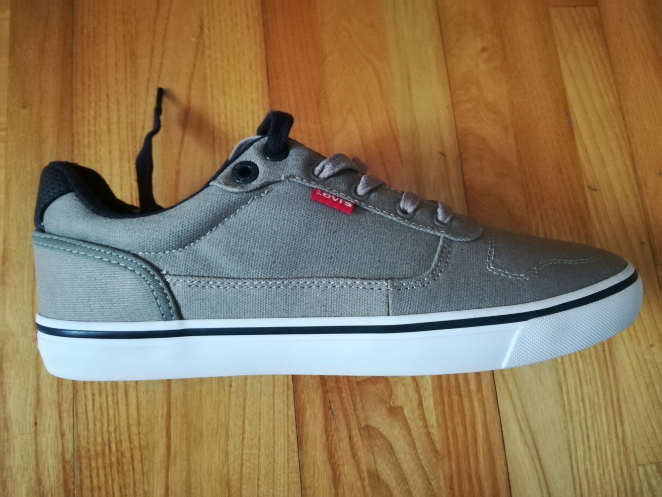 Levis Sneakers