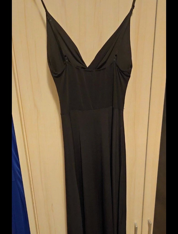 Figurbetontes Ballkleid Größe 36