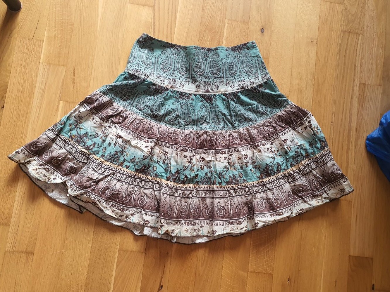 Knielanger Rock orientalisches Blumenmuster blau braun