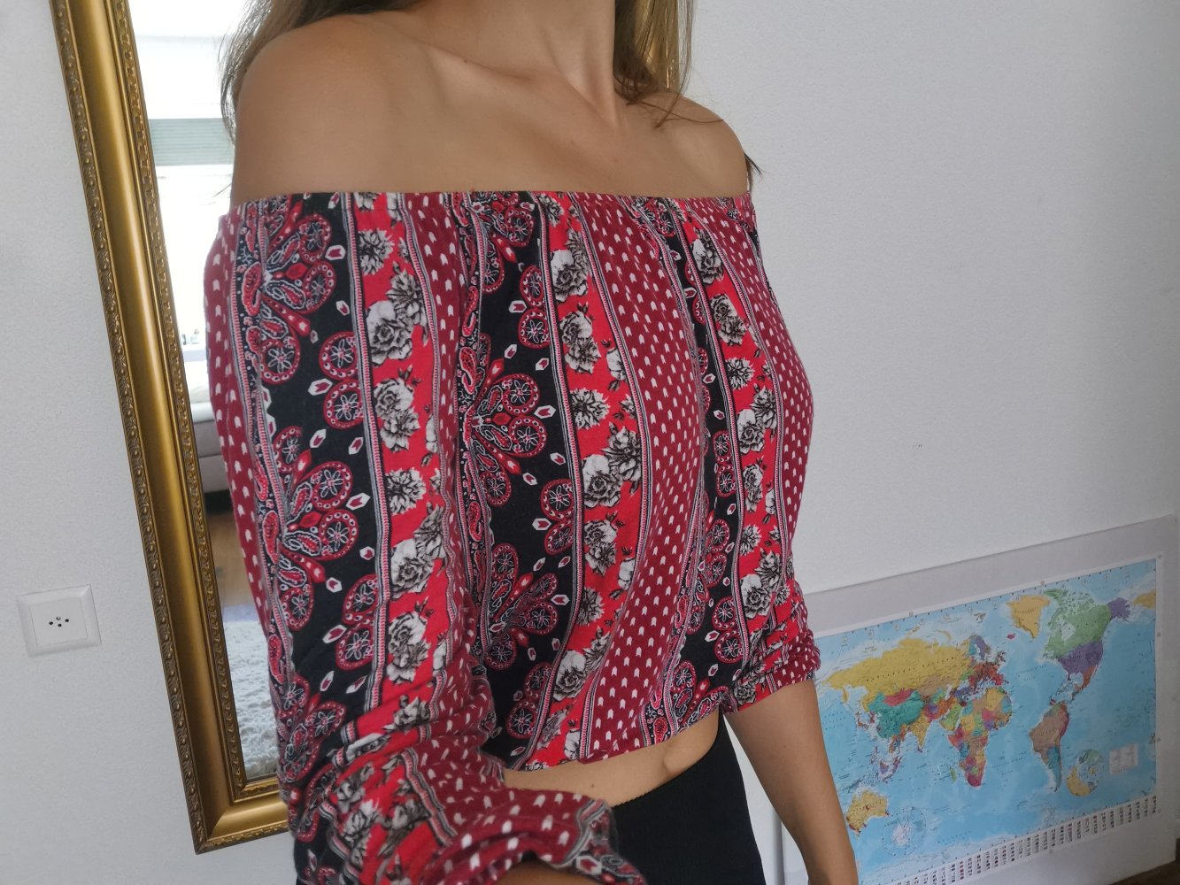 Gemustertes Sommershirt bauchfrei