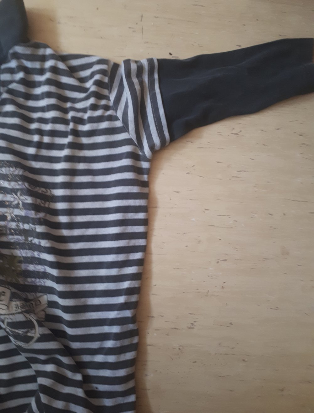 hallo ich verkaufe mein pulli