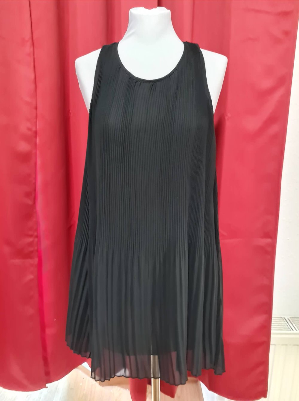 NLY Trend Ausgeschnitten Kleid Größe 36