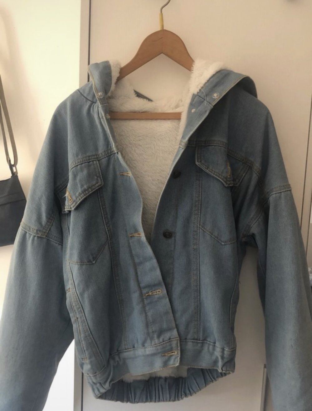 Jeans Jacke mit Fell