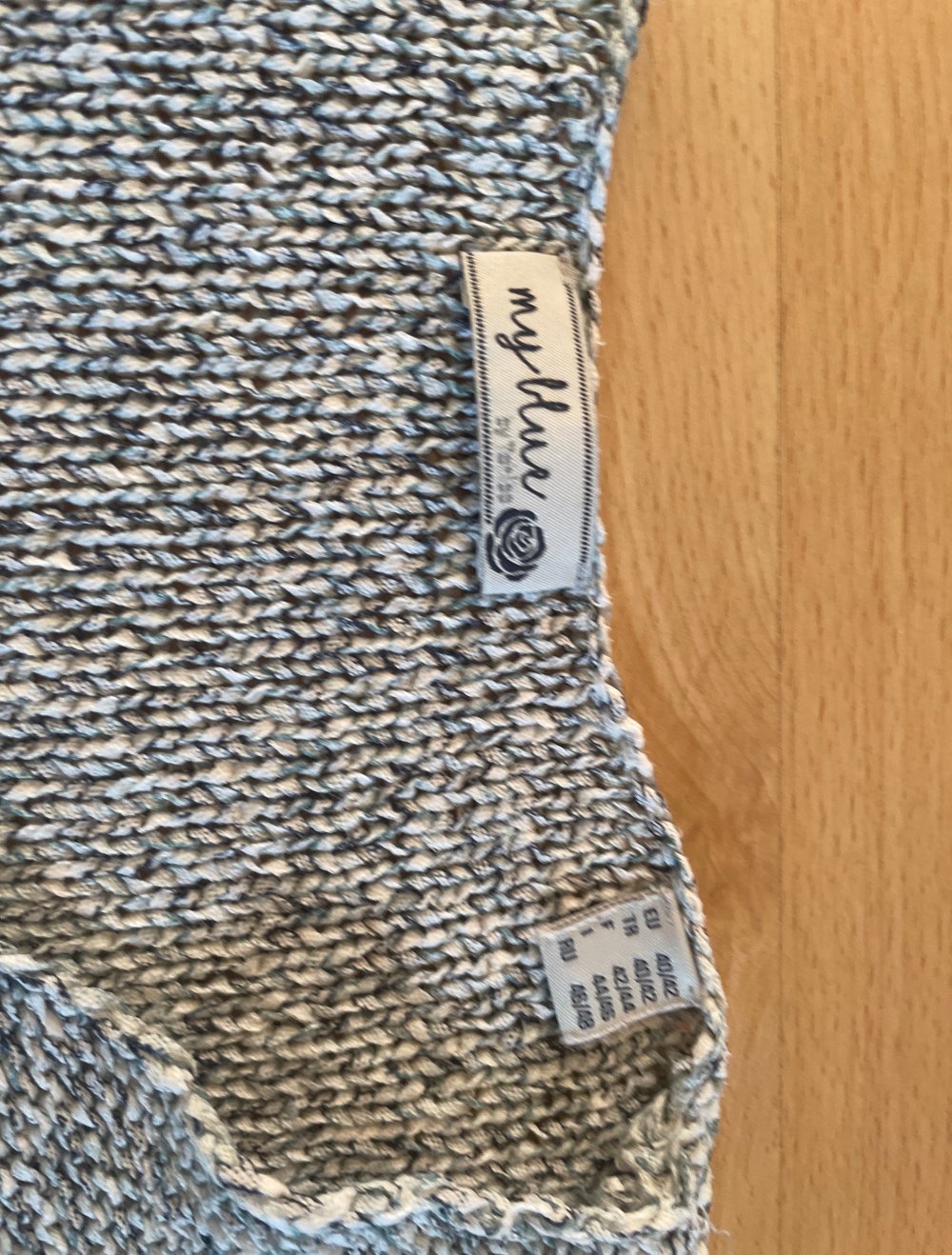 Strickpullover grau