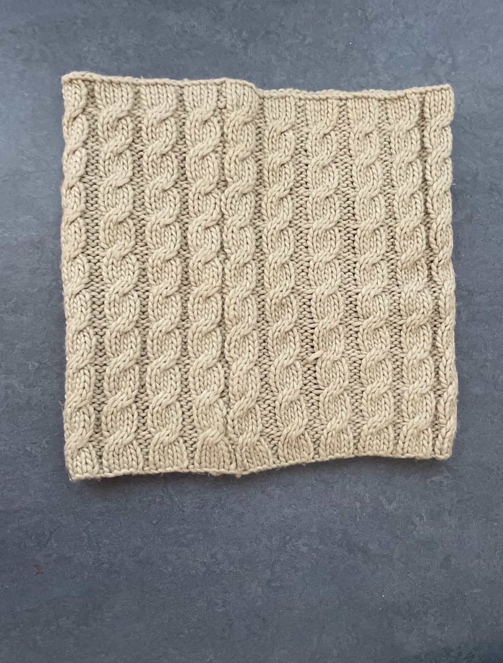 Rundhals strickschaal