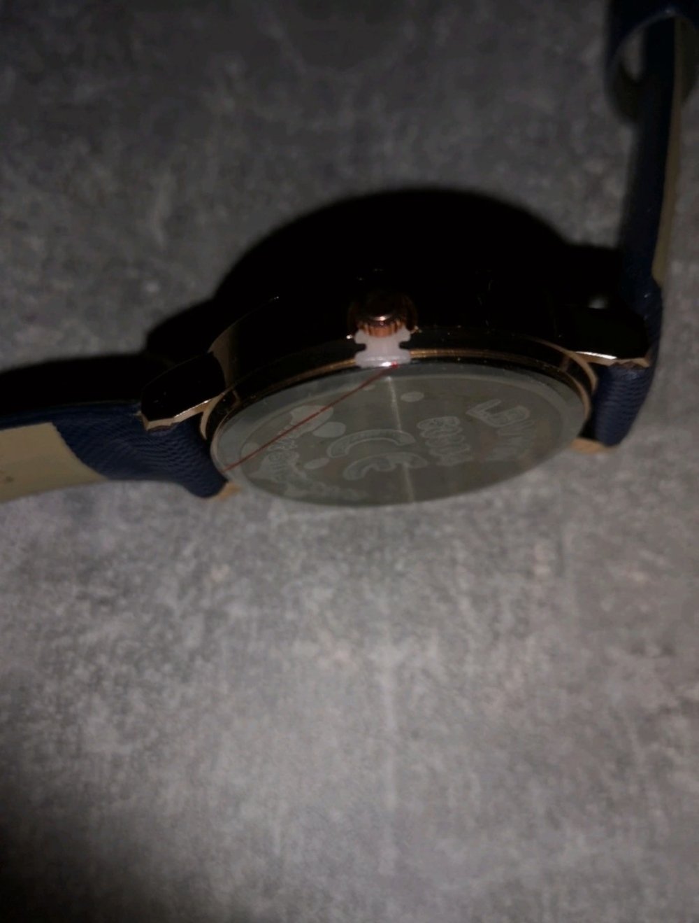 Armbanduhr mit Strassteine