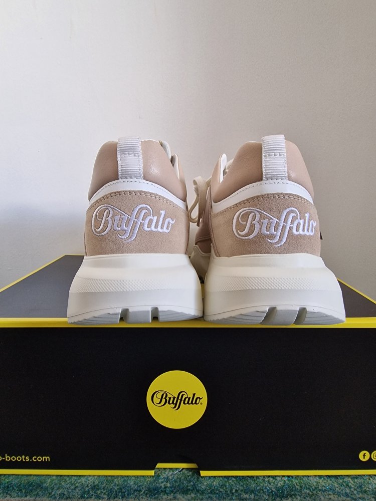 Beige Buffalo Schune Neu mit Ovp