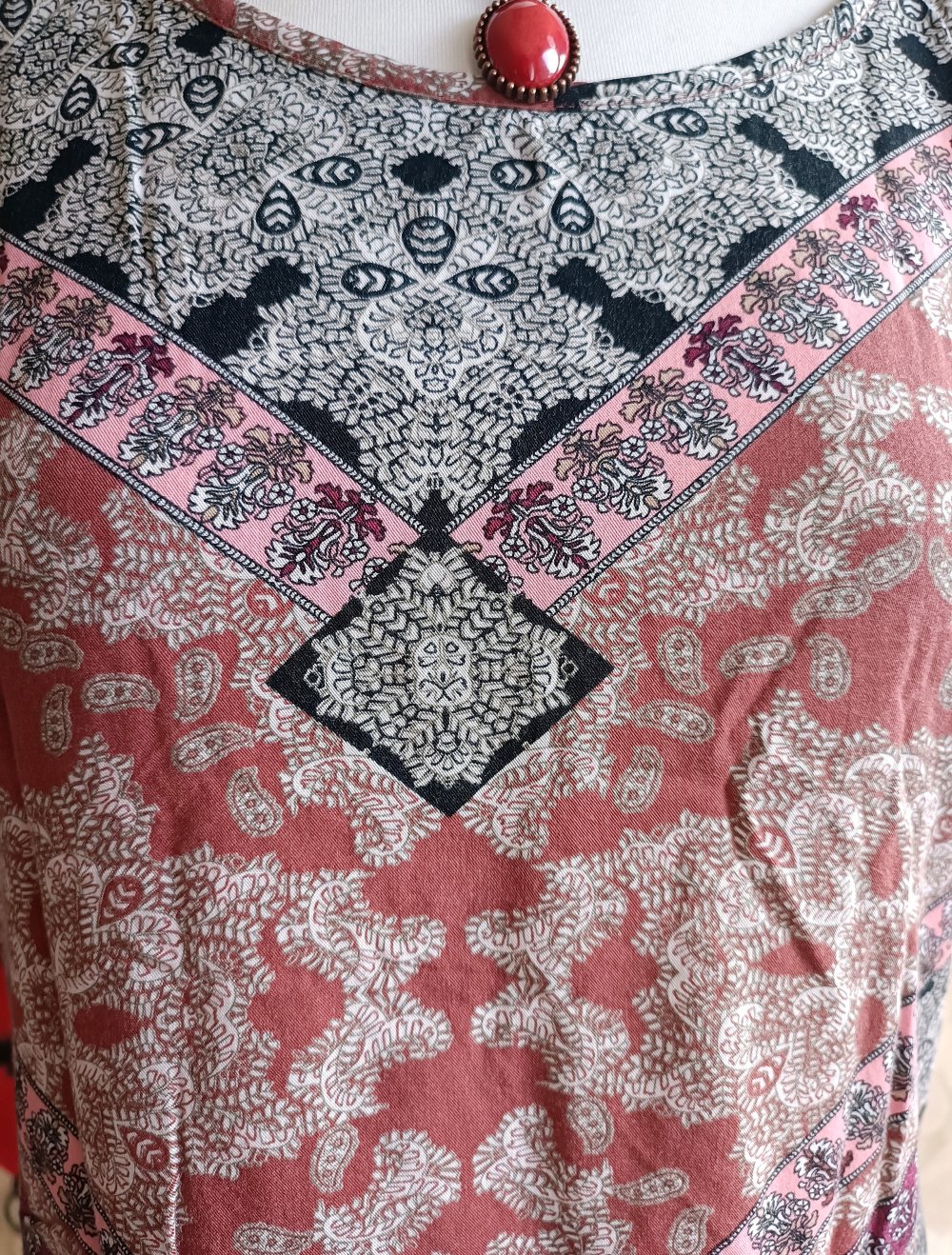 Süße Bluse Ornamente superschick gemustert bunt Vero Moda 100% Viskose S