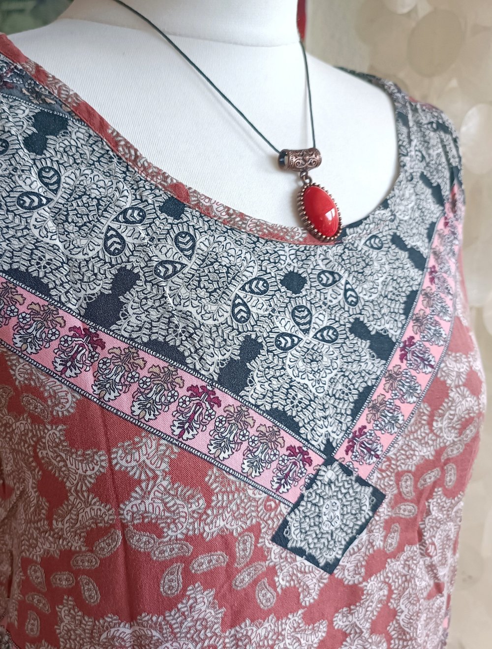 Süße Bluse Ornamente superschick gemustert bunt Vero Moda 100% Viskose S