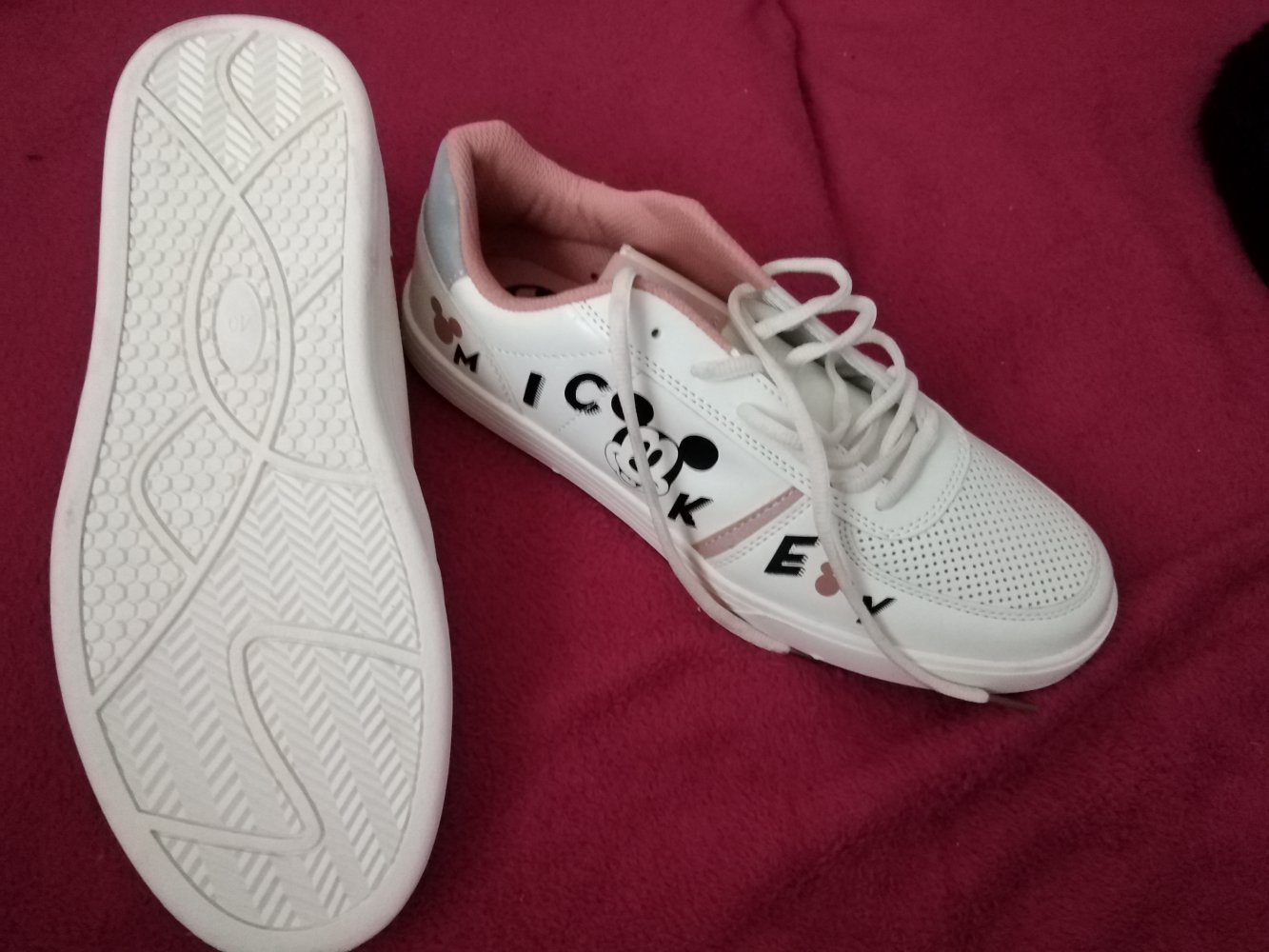 Disney sneakers Größe 40 Neu