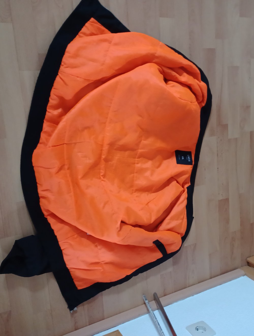 biete jacke herren neuwertig bisschen Knopf kaputt sonst heile bomberjacke xxl