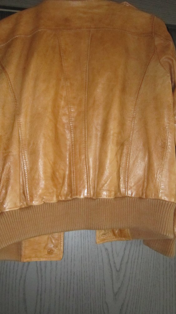 hellbraune Damen Leder Jacke zum Knöpfen in Größe 40 von Rick Cardona New York 