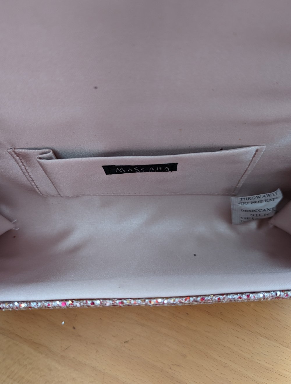 bunte Umhängetasche für besondere Anlässe